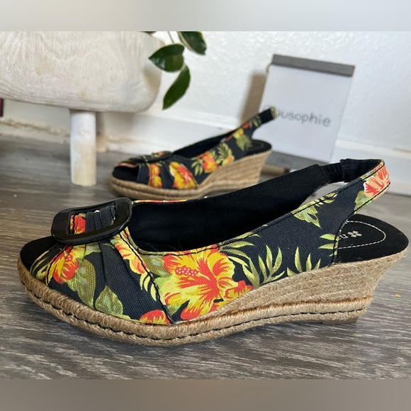 Naturalizer Bina Tropical Floral Hibiscus Peep Toe Espadrille Platform Wedge 7.5 - Picture 2 of 10